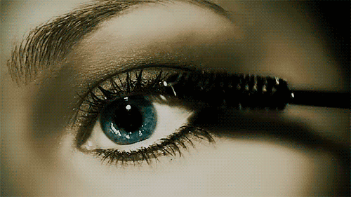eye-eyes-lashes-make-up-mascara-Favim.com-236989.gif